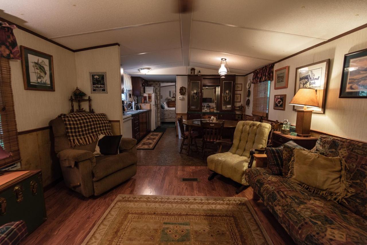 Wolf Creek Farm B&B And Motorcycle Manor At Wolf Creek Farm, Llc Ararat Esterno foto